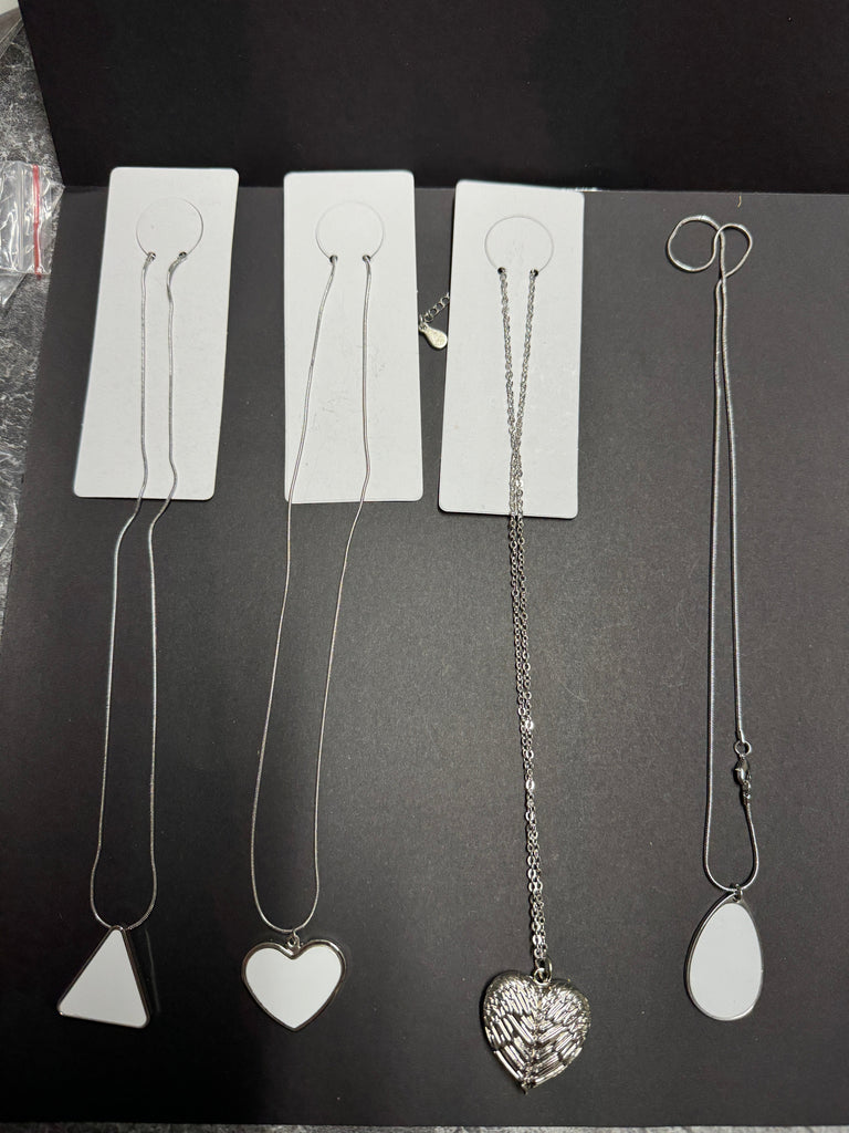 How to Design Personalised Necklaces That Make Memorable Gifts